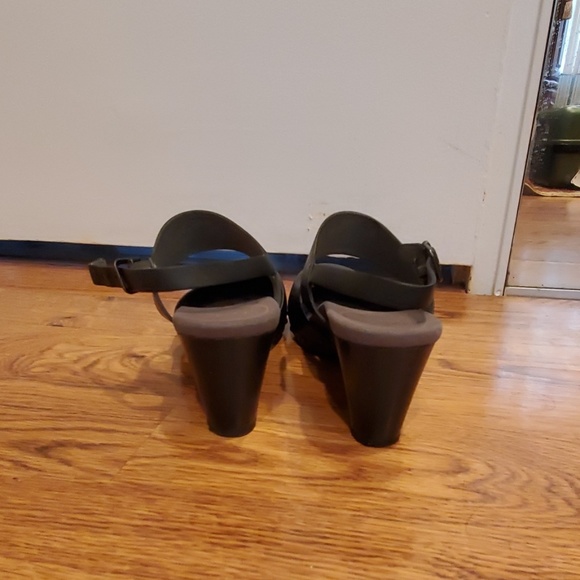 Dansko black shoes - Picture 3 of 4